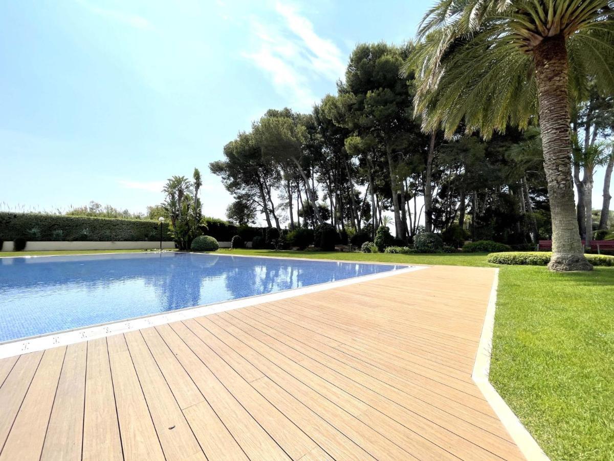 Luxurycambrils Resort&Spa Extérieur photo