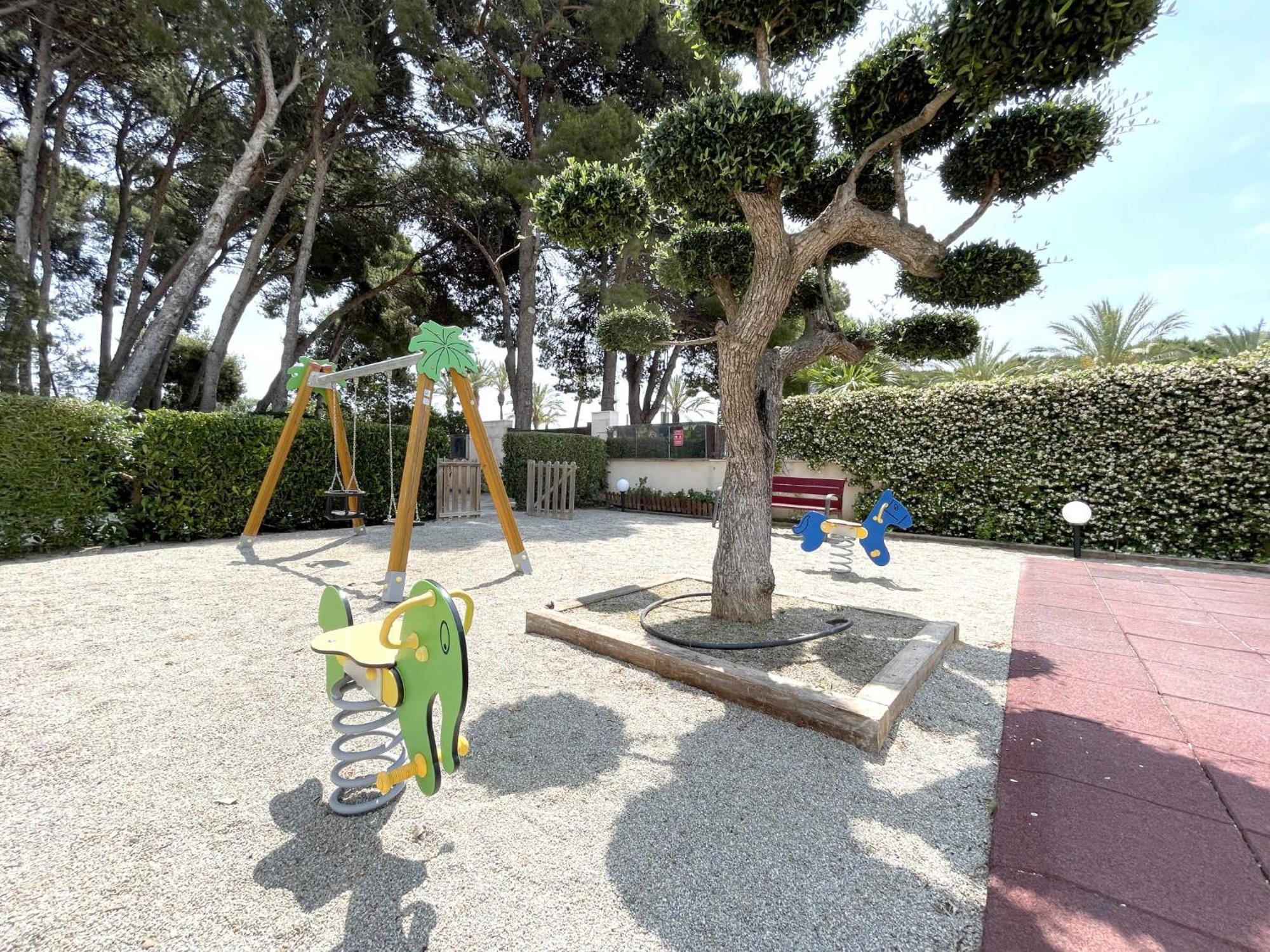 Luxurycambrils Resort&Spa Extérieur photo